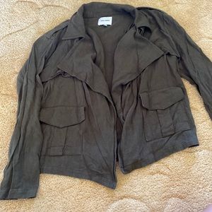 Skylar + Maddison cardigan color army green with pockets size medium